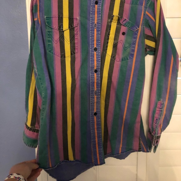 Vintage Wrangler Button-up - Picture 3 of 3